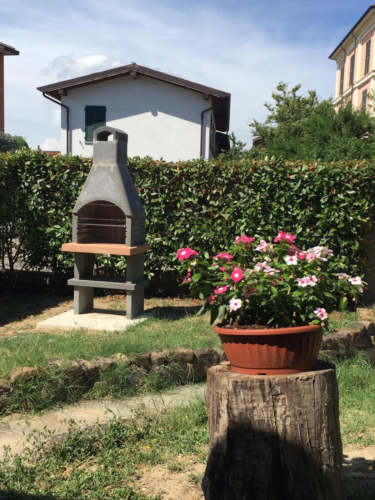 Casa Gatti: Villa Con Giardino Con Accesso Indipendente Rivanazzano Terme Kültér fotó